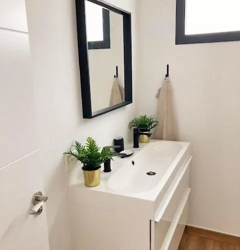 Chona Villa El Cuchillo