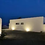 Chona Вилла